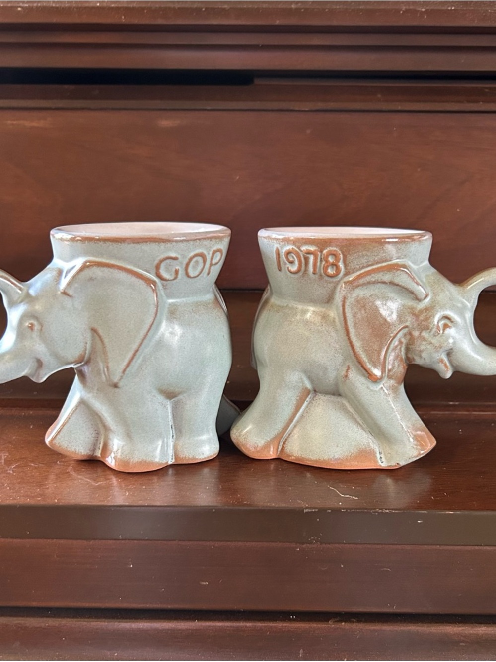 Set of 2 Vtg 1978 FRANKOMA POTTERY GOP Elephant Political Mugs Light Blue